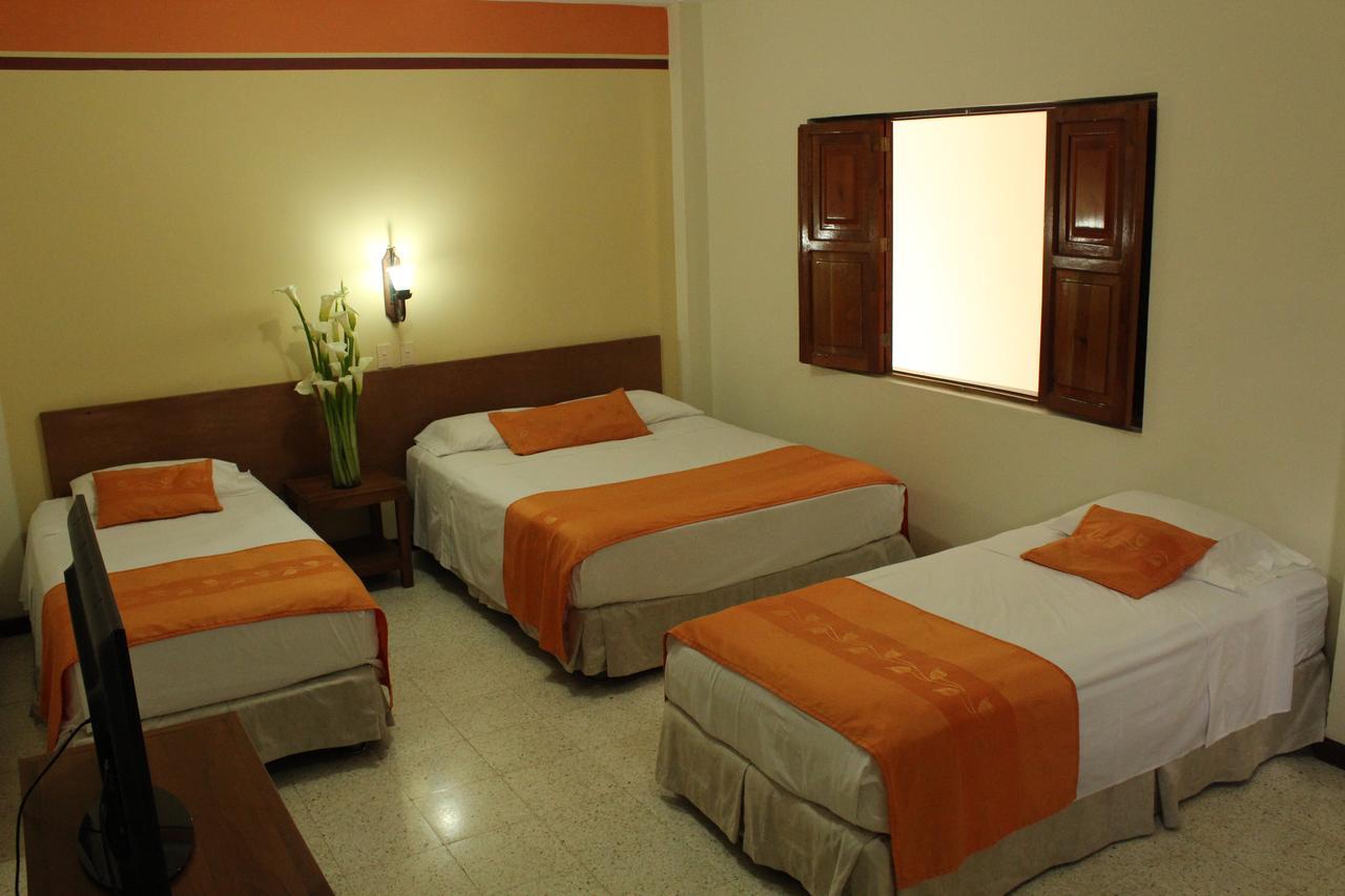 חרדין Hotel Valdivia Plaza מראה חיצוני תמונה