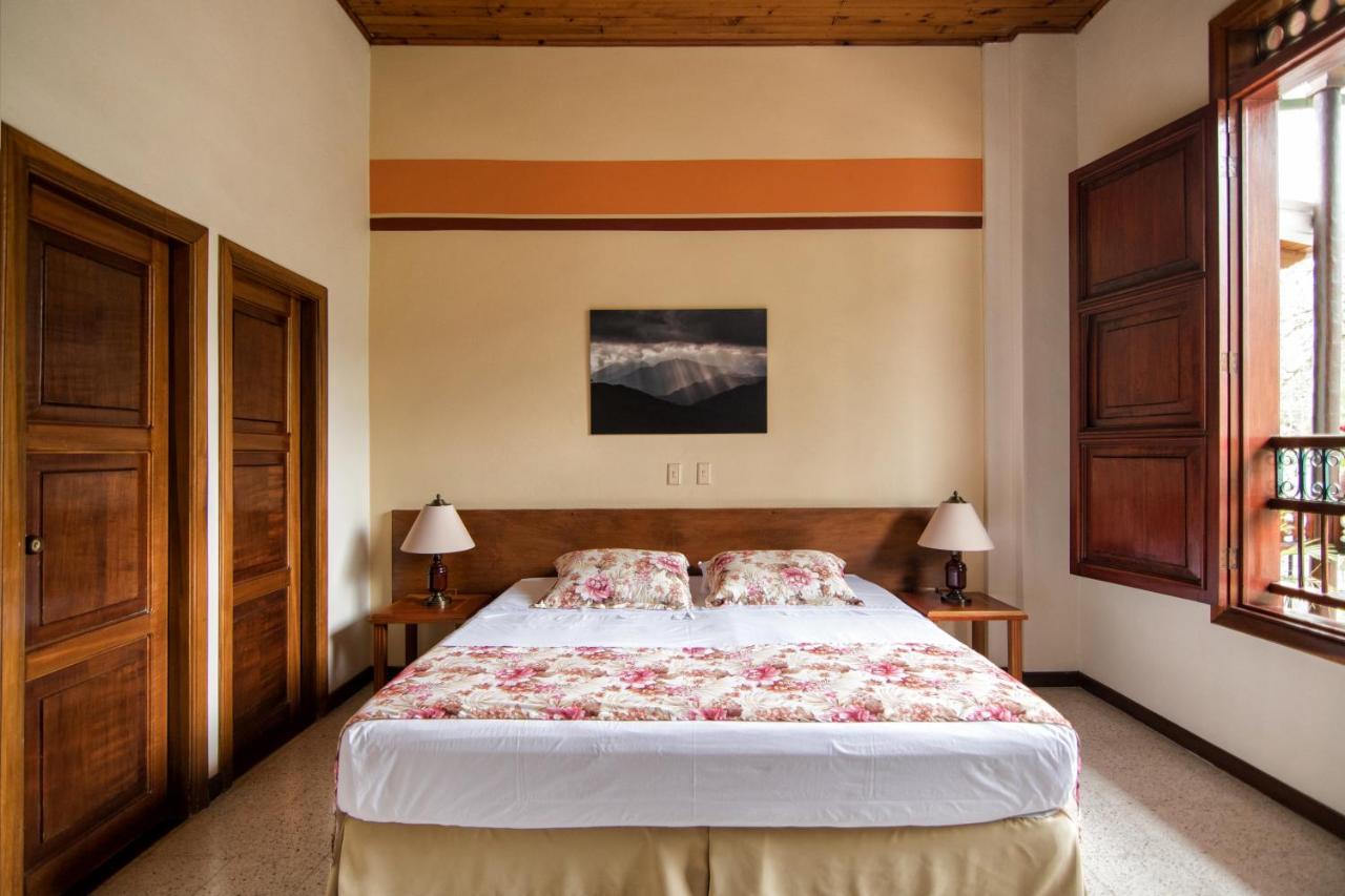 חרדין Hotel Valdivia Plaza מראה חיצוני תמונה