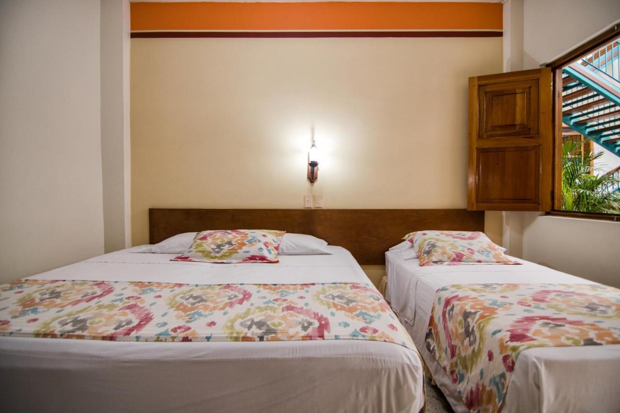 חרדין Hotel Valdivia Plaza מראה חיצוני תמונה