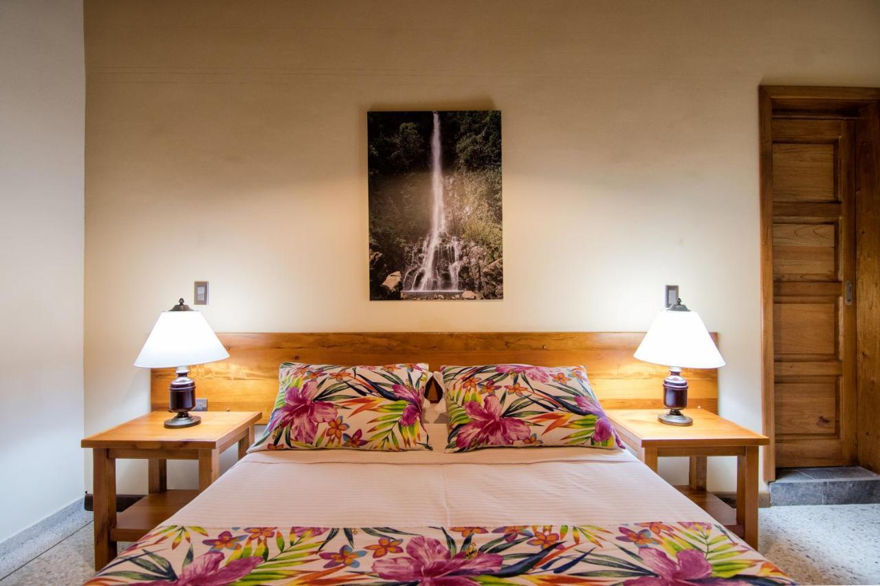 חרדין Hotel Valdivia Plaza מראה חיצוני תמונה