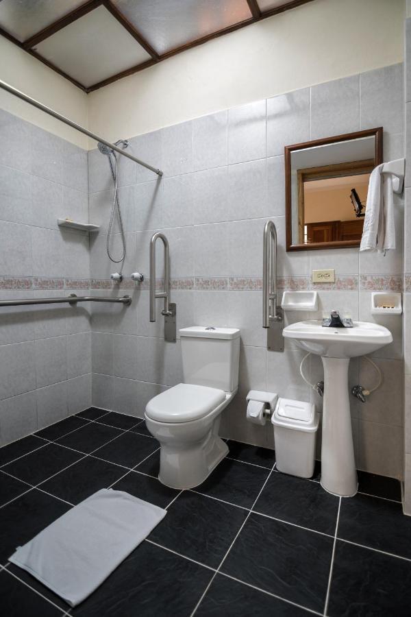 חרדין Hotel Valdivia Plaza מראה חיצוני תמונה